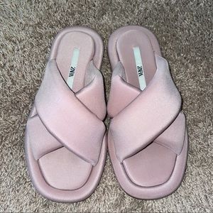 Zara Lavender purple fabric slip on slides size 6